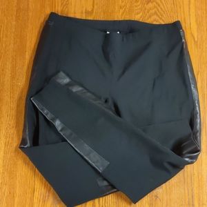 DKNYC leggins with faux leather detail